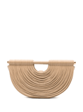 Lou clutch in sand
