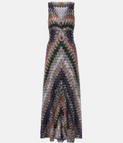 Sleeveless dress with Tie Neckline