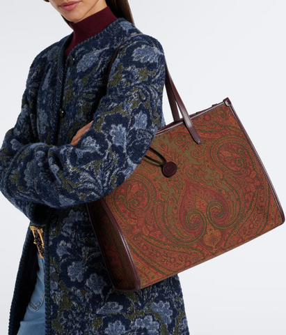 Large love trotter bag in jacquard fabric
